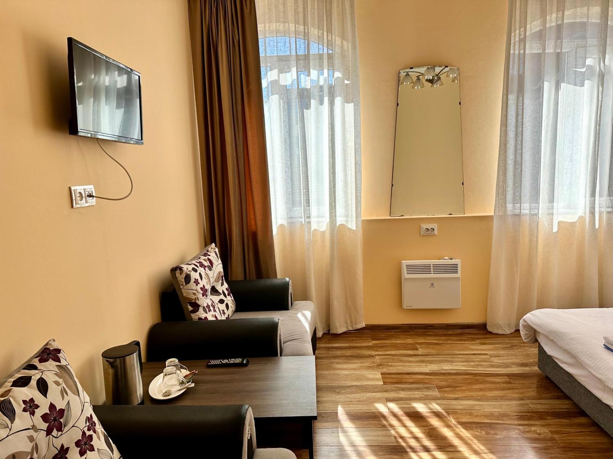 Old Clty Hotel Batumi Zewnętrze zdjęcie